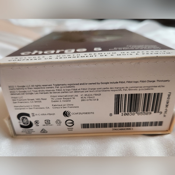 **SOLD** FITBIT CHARGE 5 - BRAND NEW - Picture 6 of 6